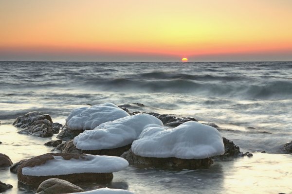 Море холода