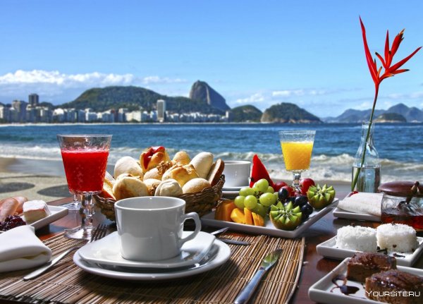 Утро на море