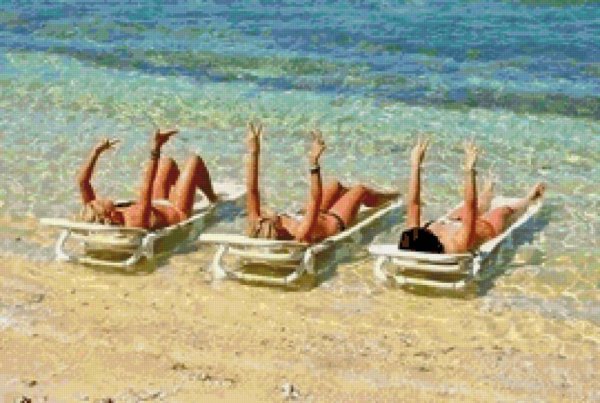 С подругой на море прикол