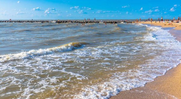 Парус Ейск море