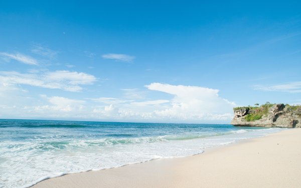 Денпасар Бали море