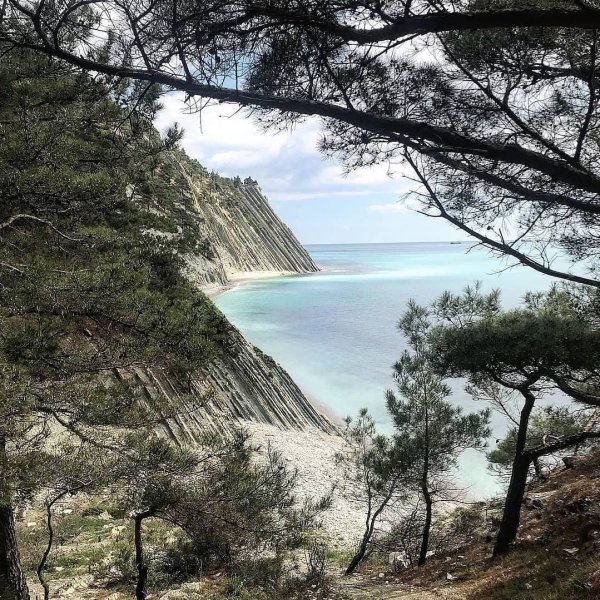 Мыс Кадош голубая бездна