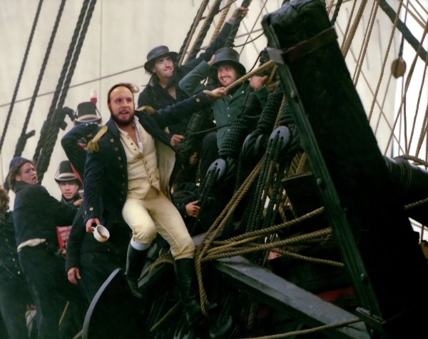 Хозяин морей: на краю земли фильм 2003