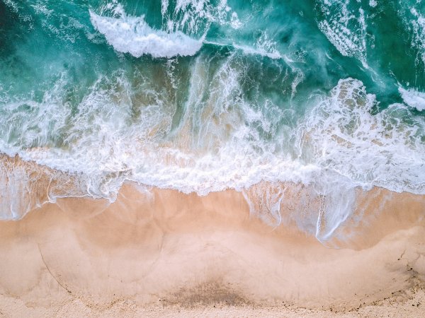 Бирюзовая вода