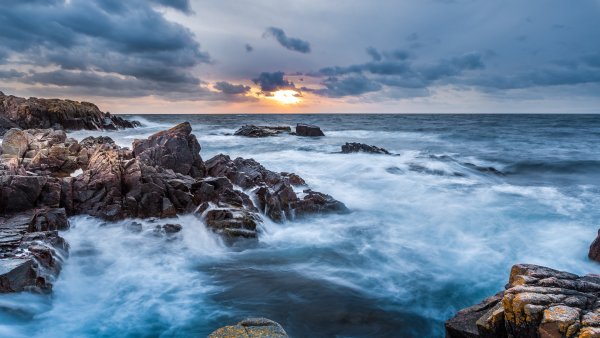 Южная Пальмира скалы море