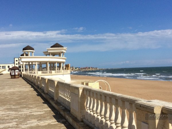 Каспийское море пляж Дербент