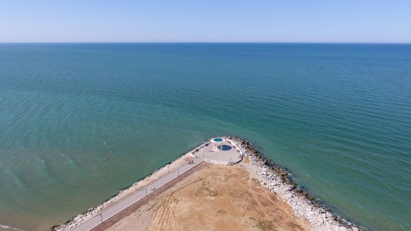 Каспийское море Махачкала пляж
