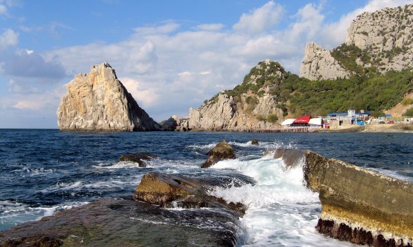 Симеиз пляж у скалы