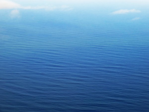 Прозрачная вода море