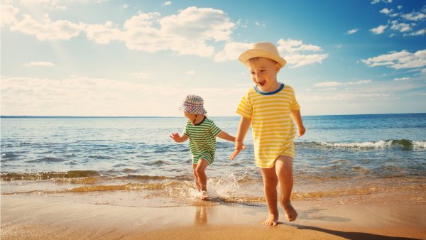 Лето дети море