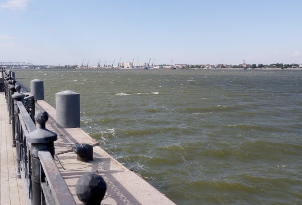 Берег Каспийского моря Калмыкия