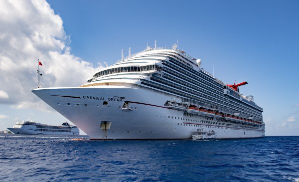 Carnival Dream лайнер