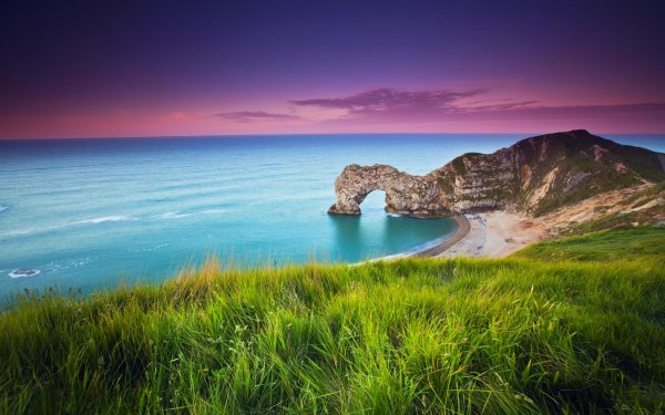 Море горы песок