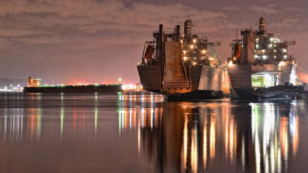 Красивый морской порт