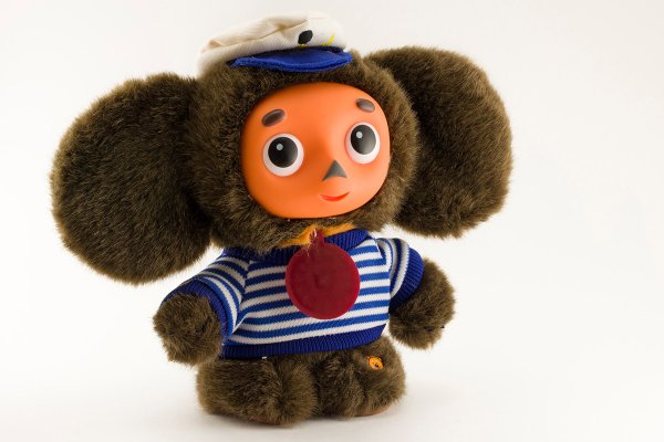 Чебурашка улыбается