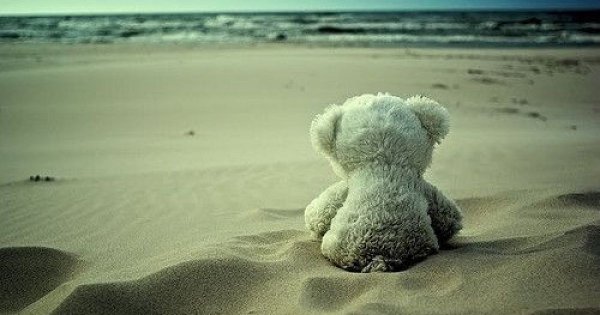 Девочка и море