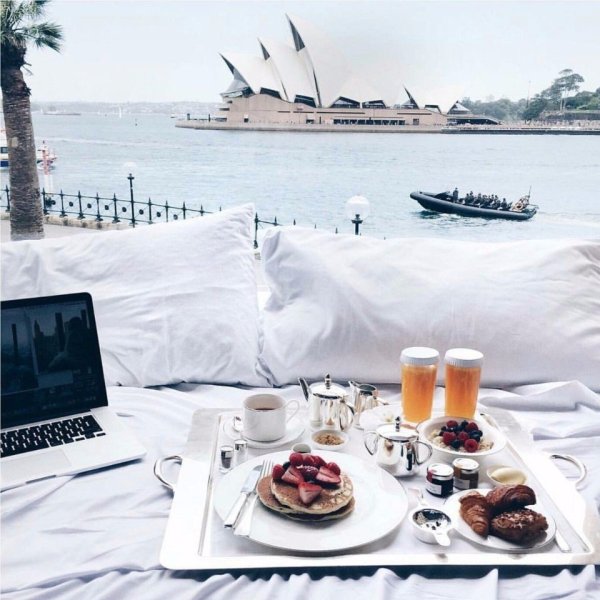 Завтрак на пляже