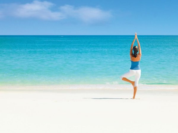 Йога на пляже