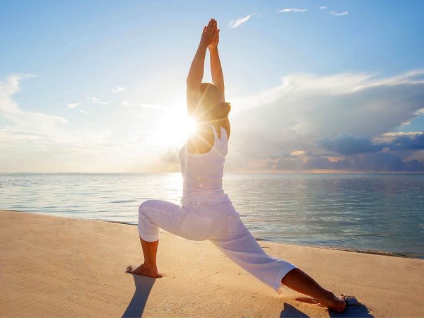 Йога на пляже