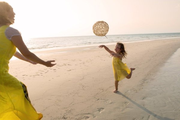 Фотосъемка семьи на берегу