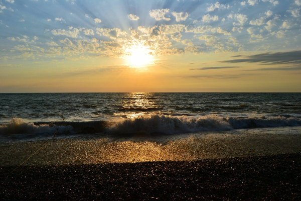 Красивое черное море