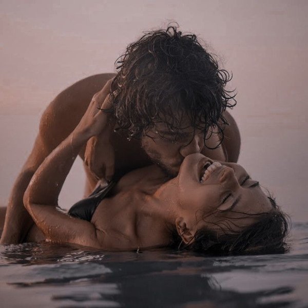 Нет идеальной жизни есть идеальные моменты