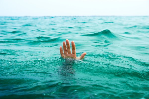 Волны на поверхности воды