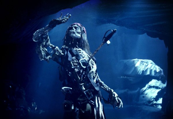 Пираты Карибского моря проклятие черной Жемчужины