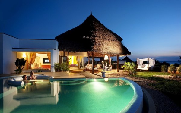 Дом на берегу моря