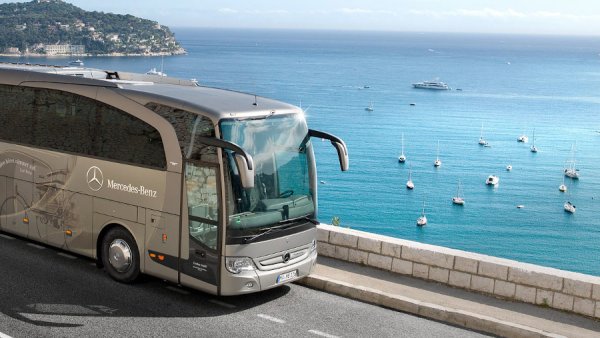 Автобус на море