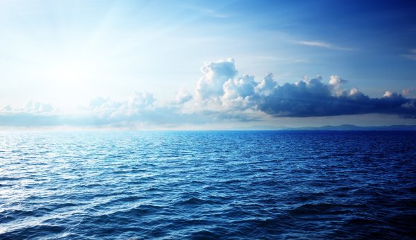 Море вода