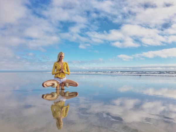 Голубое прозрачное море