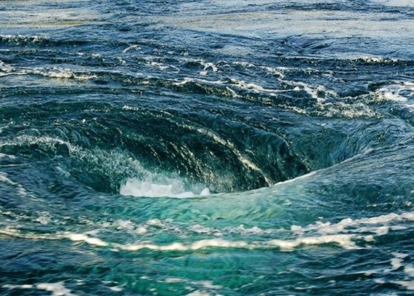 Водоворот Сальстраумен