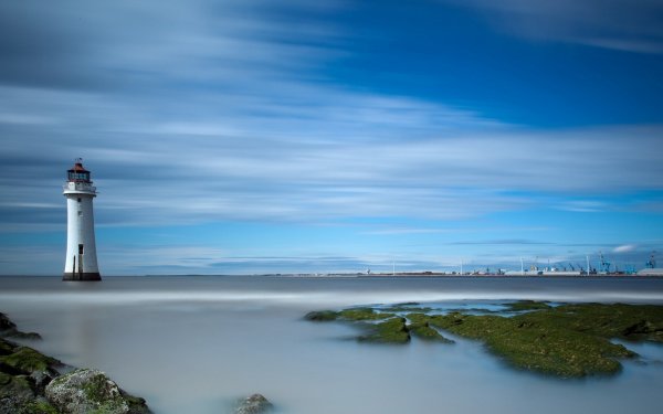 Маяк в порту Санта Круз