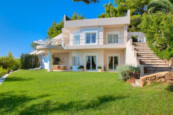 Вилла в Греции у моря