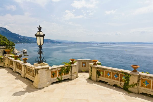 Красивый вид с террасы