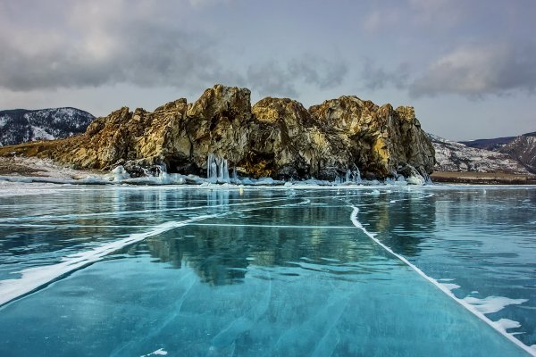 Малое море Байкал зимой