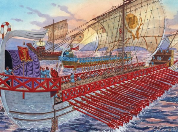 Карфагенская трирема