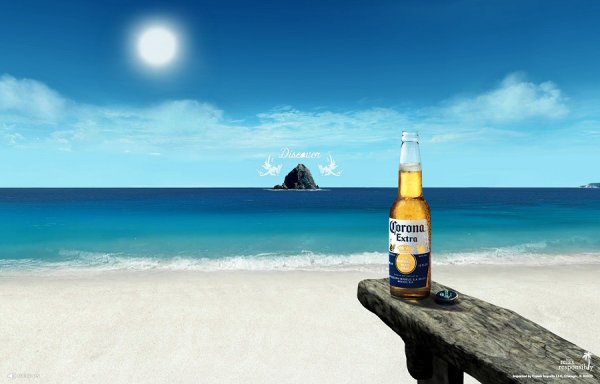 Пиво на фоне моря