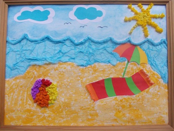 Дельфин из цветной бумаги