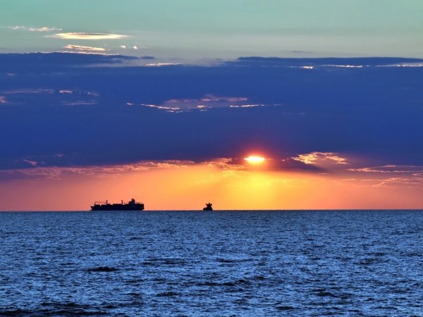 Мраморное море шторм