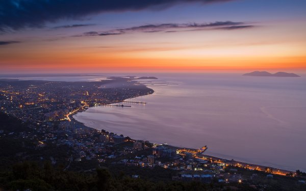 Ночной Геленджик с высоты птичьего полета