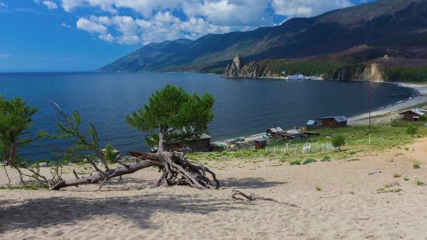 Озеро Байкал осенью Ольхон