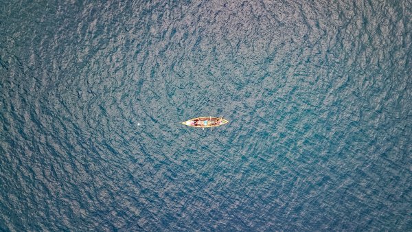 Водная гладь вид сверху