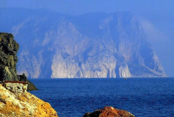 Мыс Айя с моря