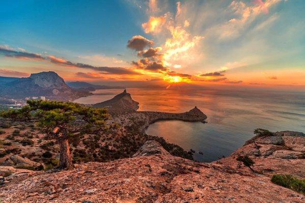 Крым скала море горы вид с моря