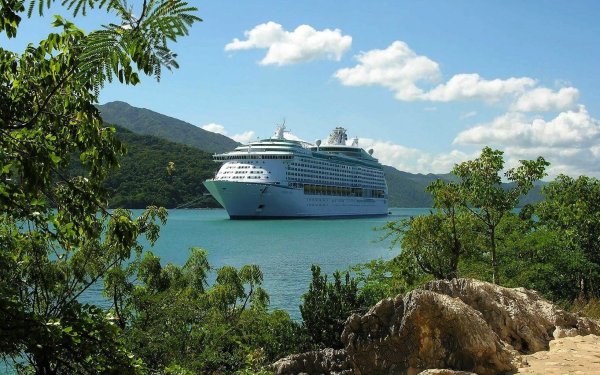 Океанский лайнер MSC