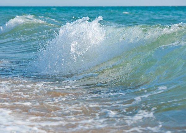 Море двигается