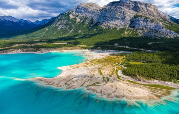 Море и горы на рабочий стол