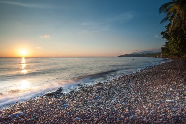 Адлер осень море